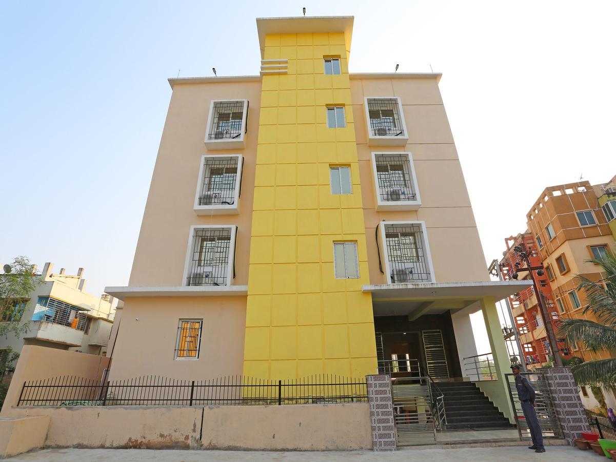 Oyo 11343 Hotel Sai International Бхубанешвар Екстериор снимка