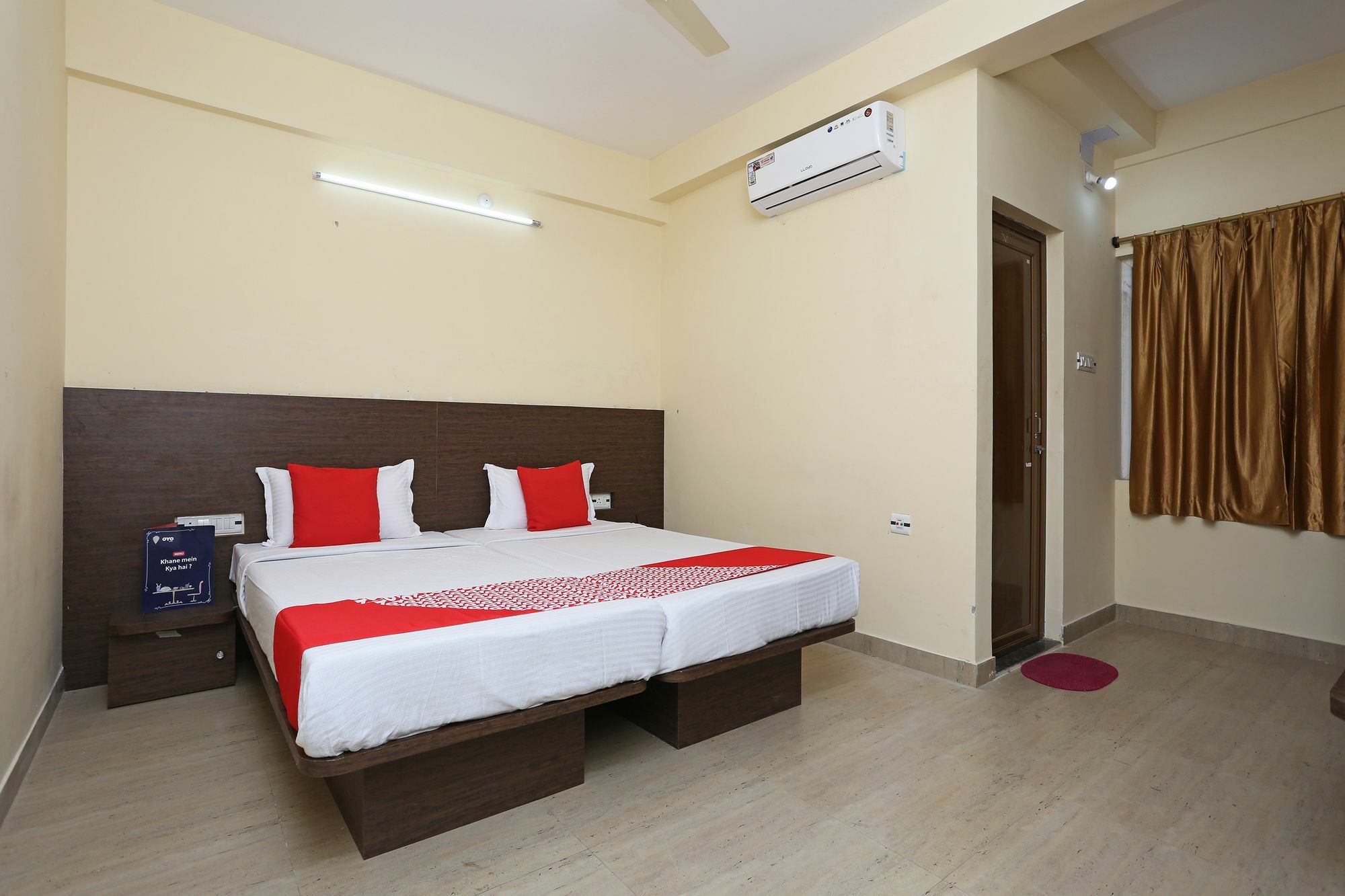 Oyo 11343 Hotel Sai International Бхубанешвар Екстериор снимка